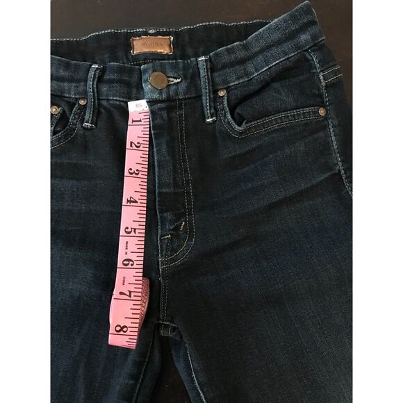 MOTHER Women's High Waisted Denim Looker in Coffee, Tea or Me Jeans - Size 26 - Picture 8 of 14